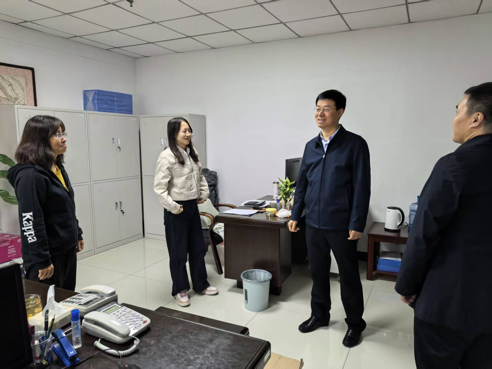 市委常委、副市长高宏真调研指导供热准备工作